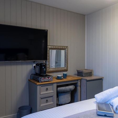 The Three Crowns B&B Plymouth Ruang foto