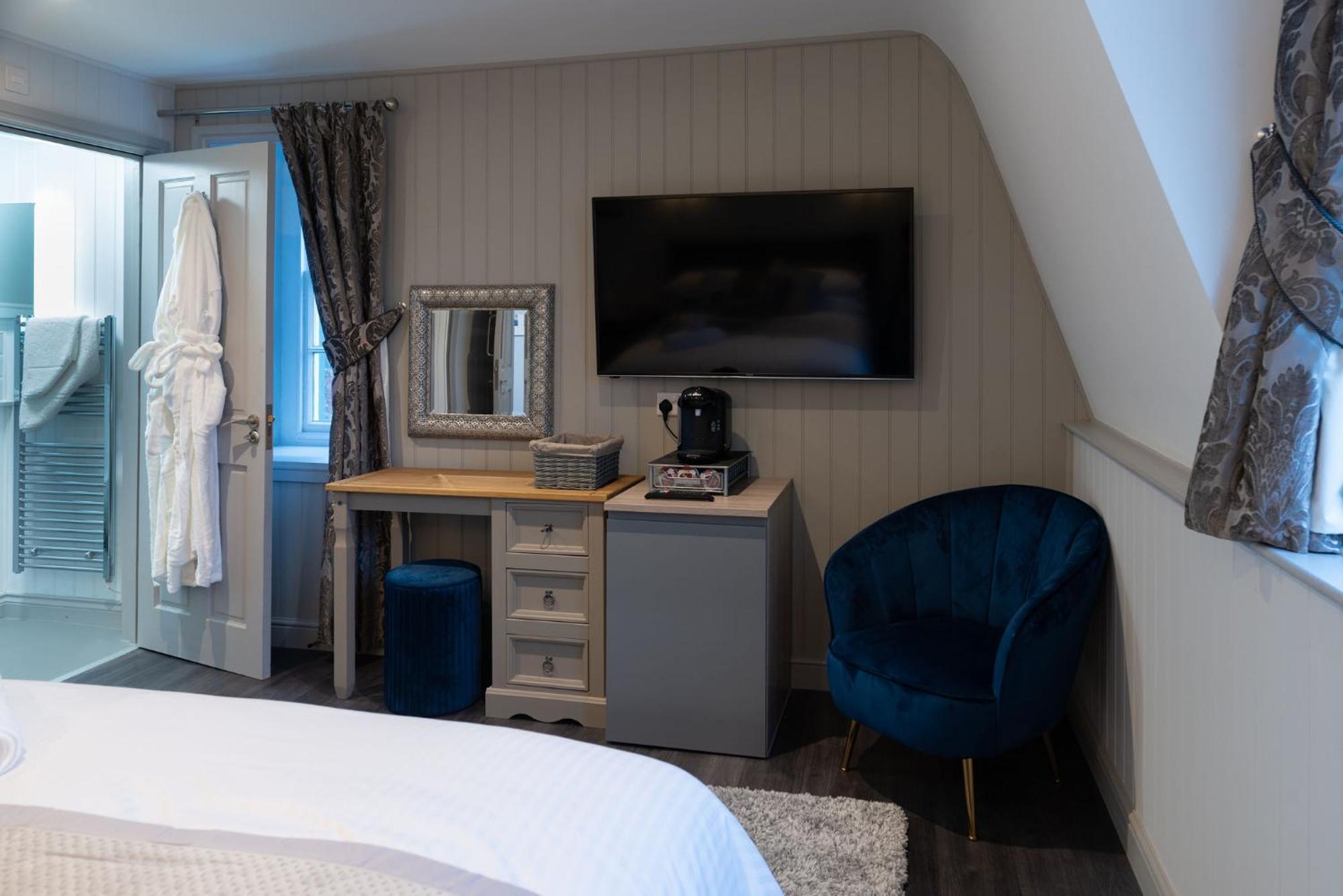 The Three Crowns B&B Plymouth Ruang foto